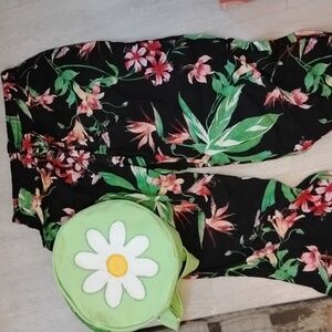 Set Of Tropical Lounge And Pool Pants with Crossbody  Daisy Beach Bag.